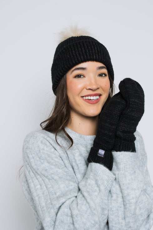 Snowflake-Lined Mitts